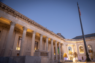 Hewitt Quadrangle (Beinecke Plaza) and Commons Colonnade at night